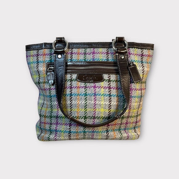 COACH Wool Tattersall Purse in Grey Plaid with lilac satin interior - Picture 3 of 11